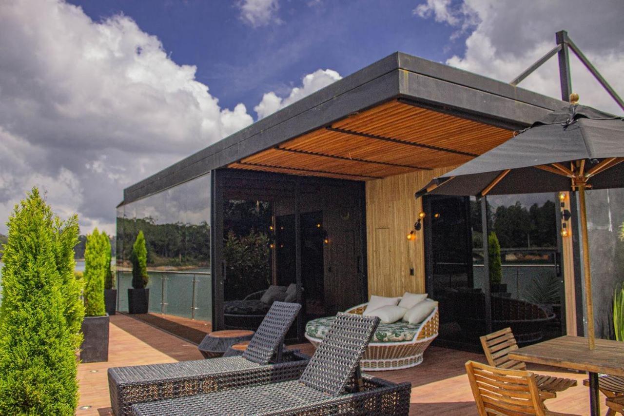 Hotel Aguas Abiertas Guatapé エクステリア 写真