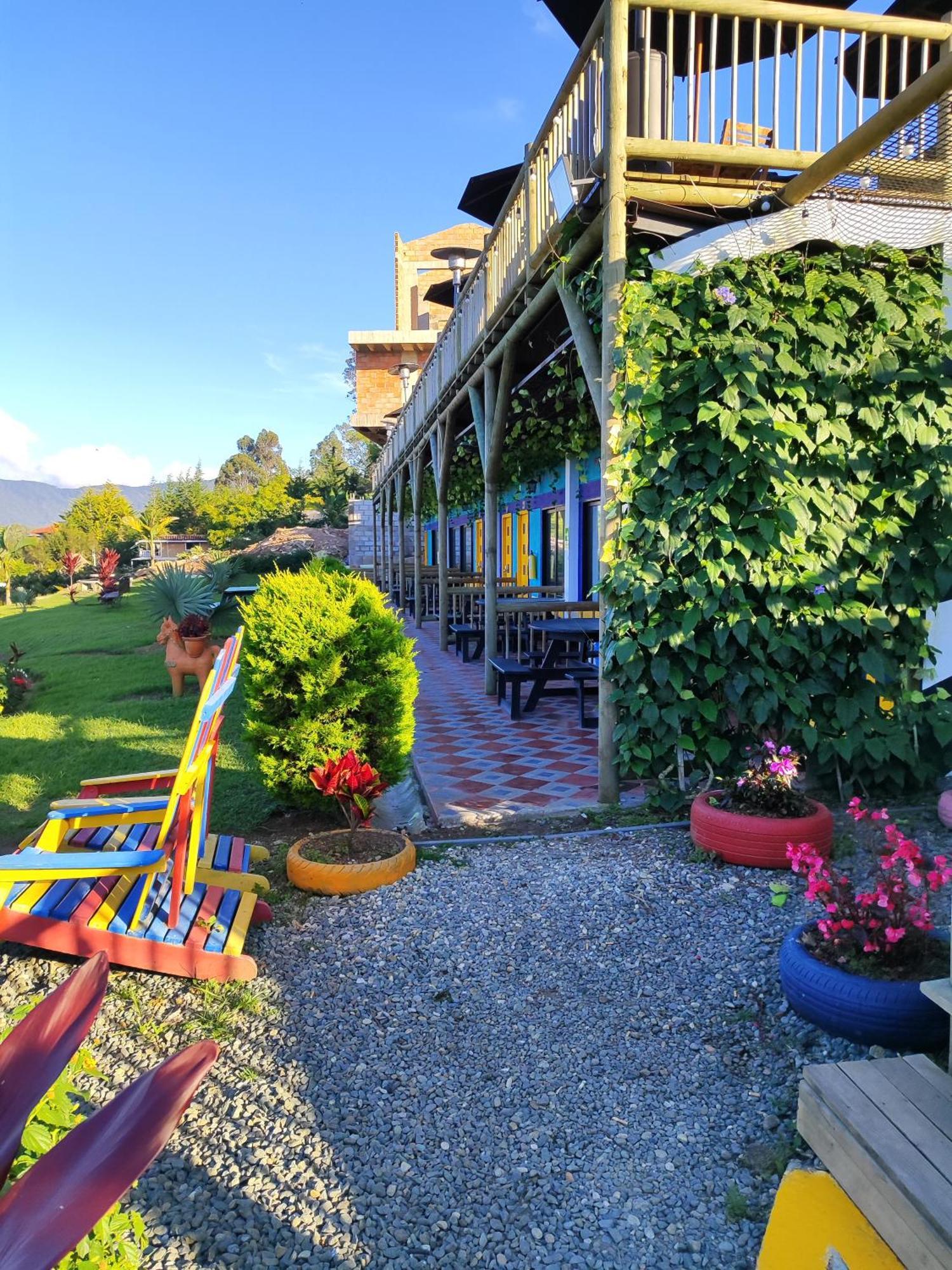 Hotel Aguas Abiertas Guatapé エクステリア 写真