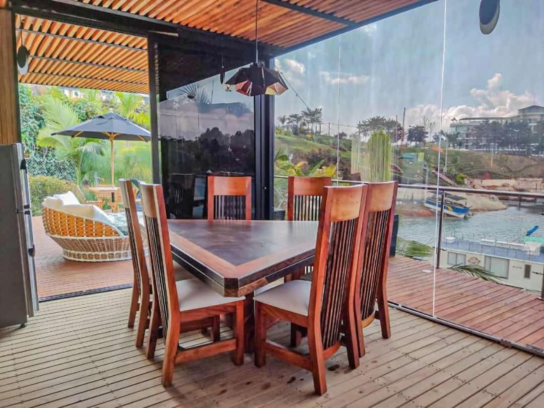 Hotel Aguas Abiertas Guatapé エクステリア 写真